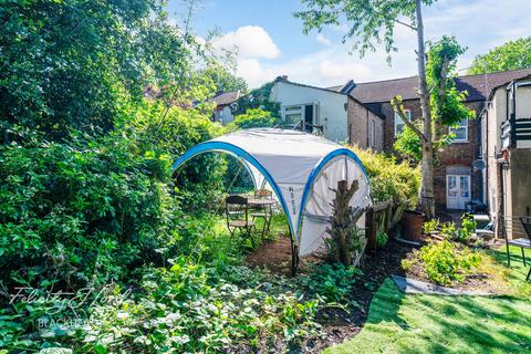 Flat 2, 55 Wrottesley Road, London, SE18 3EW