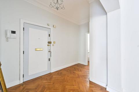 4 bedroom flat for sale, Warwick Gardens, High Street Kensington, London, W14