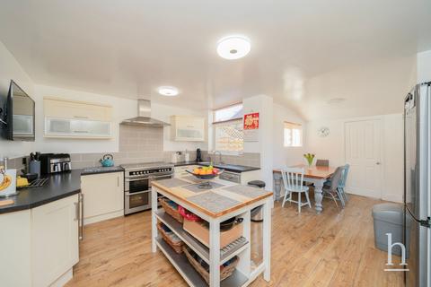 22 Beresford Road, Wallasey, CH45 0JJ