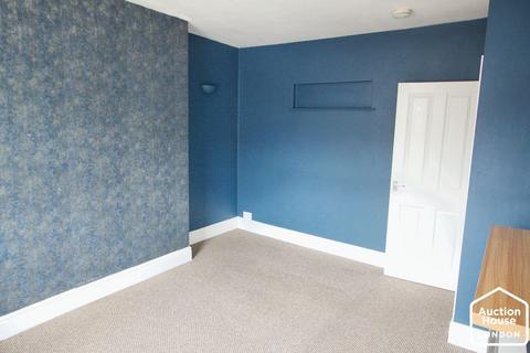 1 bedroom flat for sale, Flat 3, 26 Bank Street, Ashford, Kent, TN23 1BE