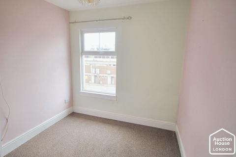 1 bedroom flat for sale, Flat 3, 26 Bank Street, Ashford, Kent, TN23 1BE