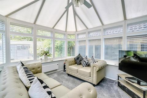 5 Thorpe Leys, Long Eaton, Nottingham, NG10 1EU