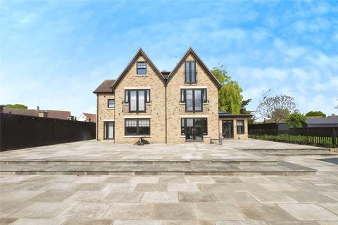 Brindles Close, Hutton, Brentwood, Essex, CM13