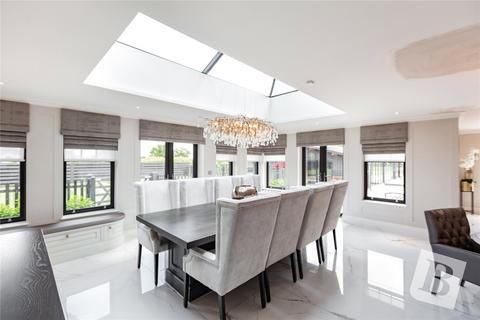 5 bedroom detached house for sale, Brindles Close, Hutton, Brentwood, Essex, CM13