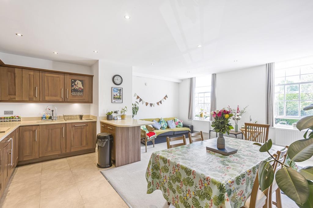 Kitchen/Living