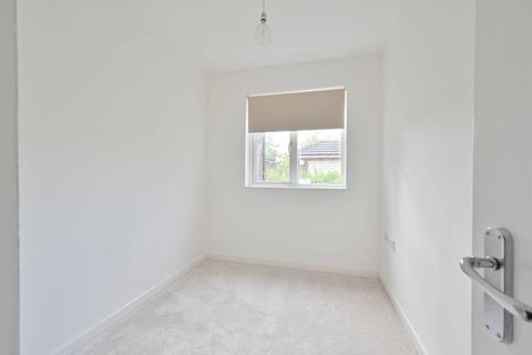 24 Farthing Close, Watford, WD18 0BT