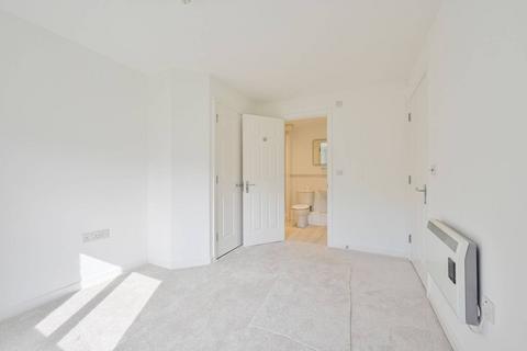 24 Farthing Close, Watford, WD18 0BT