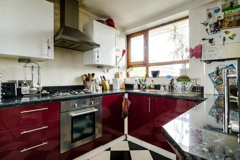 3 bedroom flat for sale, Cromer Street, Bloomsbury, London, WC1H