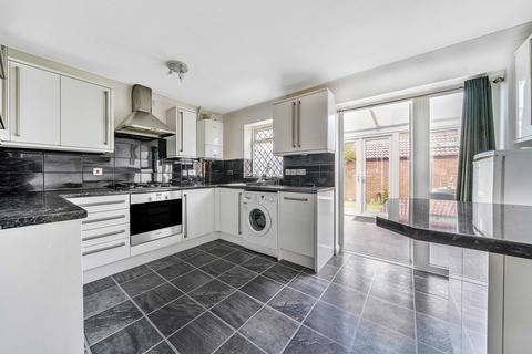 106 Church Road, Folkestone, CT20 3EN