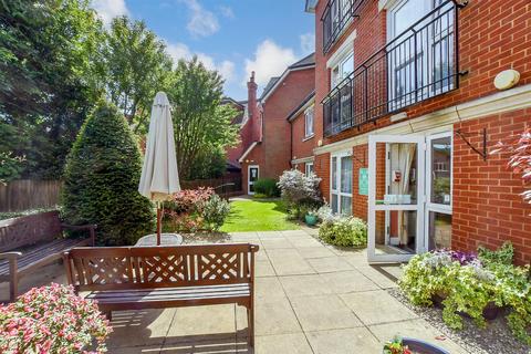 2 bedroom flat for sale, Linkfield Lane, Redhill, Surrey