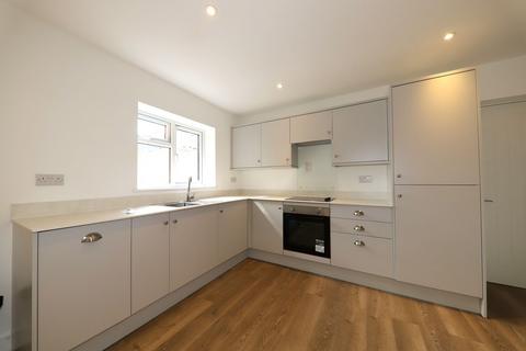 undefined, London Road, Apsley HP3