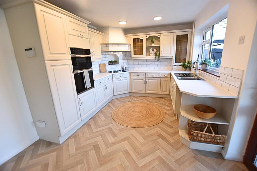 Kitchen diner