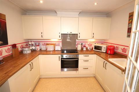 2 bedroom apartment for sale, Ashdene Gardens, Kenilworth