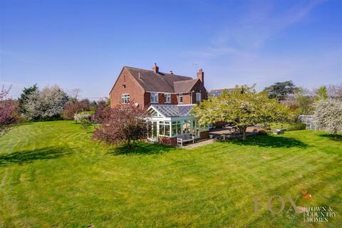 undefined, Holt, Worcester WR6