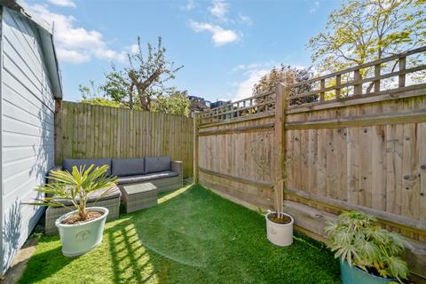 34a Latimer Road, London, SW19 1EP