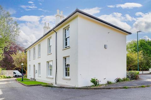 undefined, The Cedars, Sherwood NG5