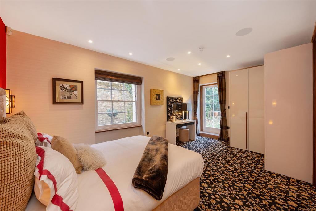 13 Prince Albert Road Hi-48.jpg