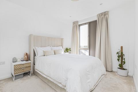 1 bedroom flat for sale, Miheer House, London, SE25