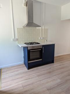 2 bedroom terraced house to rent, Gladstone Street, Loughborough LE11