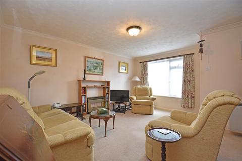 27 Bilbie Close, Cullompton, EX15 1LG