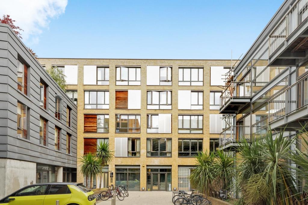 The Timber Yard 25 Drysdale Street LONDON N1 6 ND -