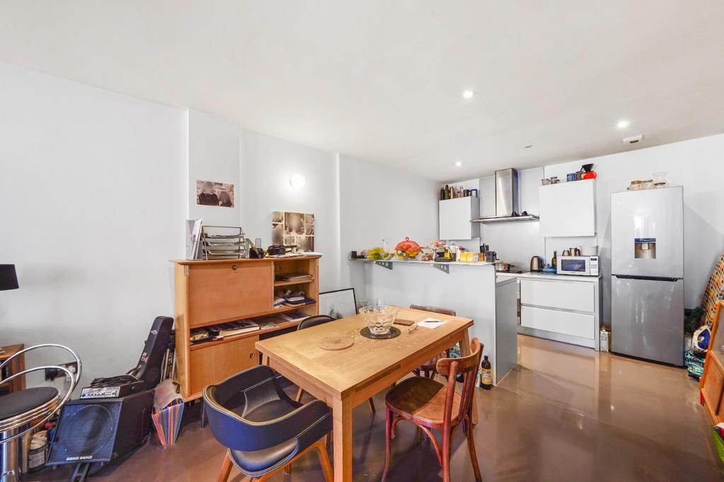 The Timber Yard 25 Drysdale Street LONDON N1 6 ND -