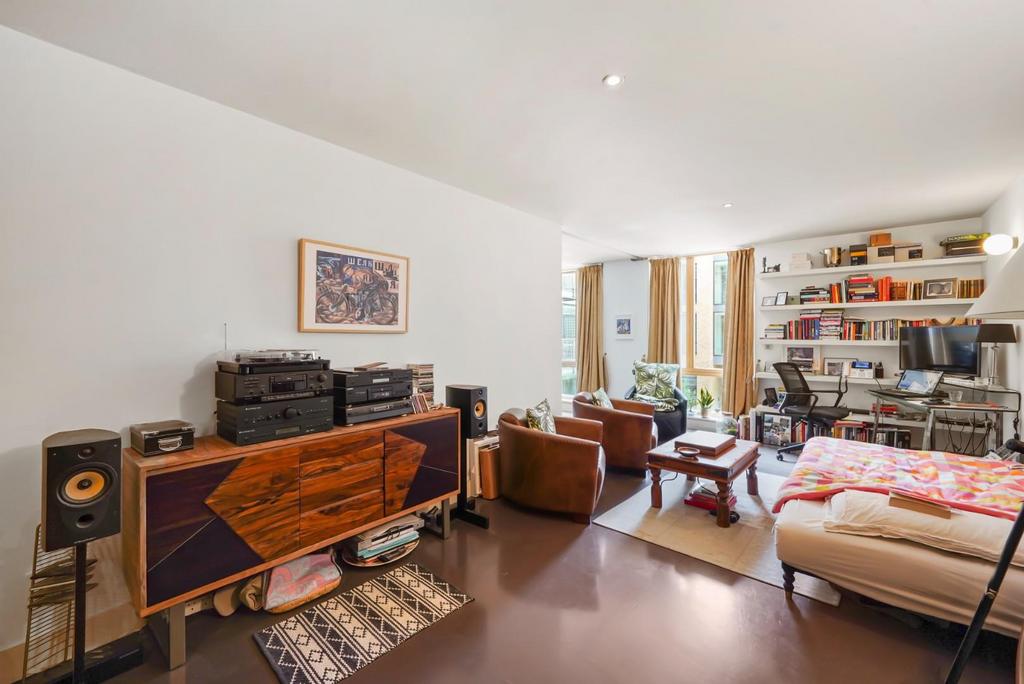 The Timber Yard 25 Drysdale Street LONDON N1 6 ND -