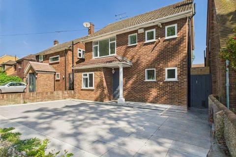 4 bedroom detached house for sale, Upton Park, Slough, Berkshire, SL1