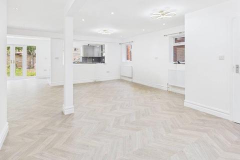 4 bedroom detached house for sale, Upton Park, Slough, Berkshire, SL1