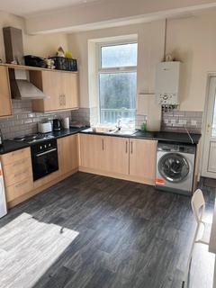 1 bedroom house of multiple occupation to rent, Manchester Road, Mossley OL5