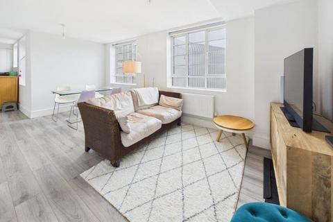1 bedroom apartment for sale, High Street, Slough, Berkshire, SL1