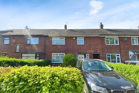 3 bedroom terraced house to rent, Southwick Road, Manchester, M23