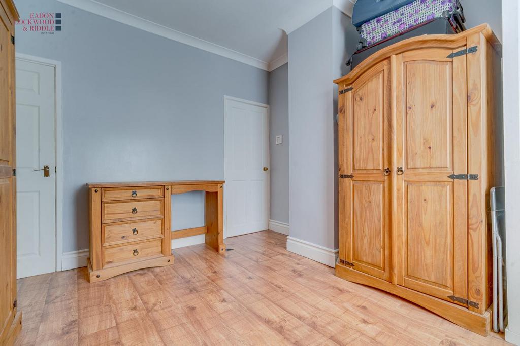 Bedroom 2.2.jpg