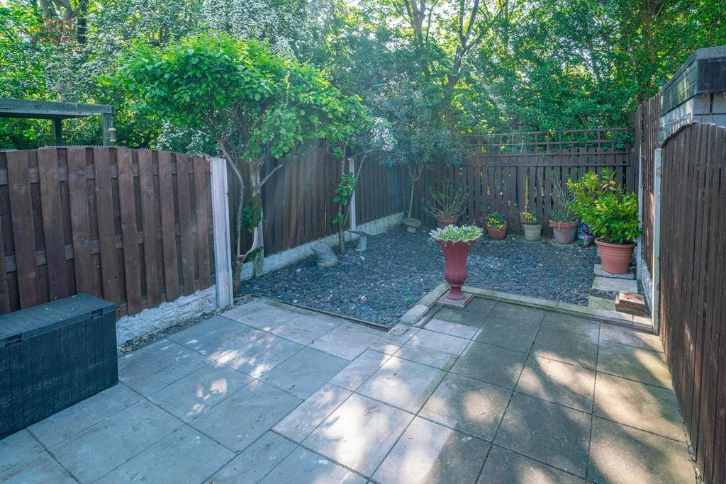 Back garden 1.1.jpg