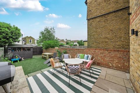 55 Canbury Avenue, Kingston Upon Thames, KT2 6JR