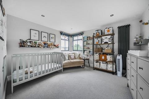 55 Canbury Avenue, Kingston Upon Thames, KT2 6JR