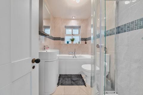 55 Canbury Avenue, Kingston Upon Thames, KT2 6JR