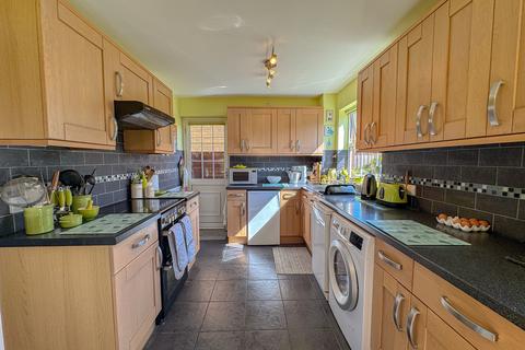 3 bedroom detached house for sale, Copsewood Drive, Hampton Dene, Hereford, HR1