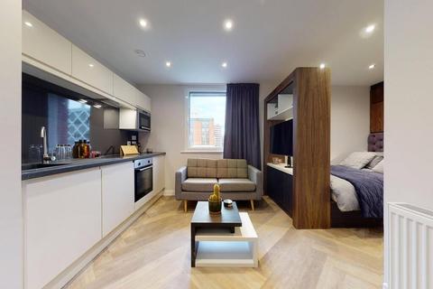 Studio to rent, Junction Road, London N19