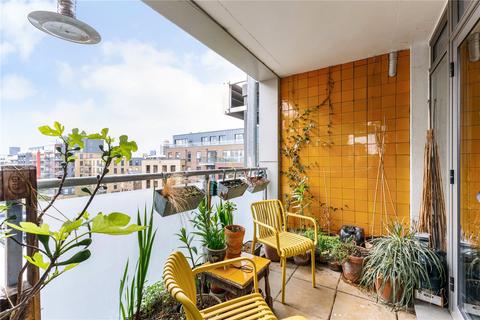 3 bedroom apartment for sale, Downham Road, Haggerston, London, N1
