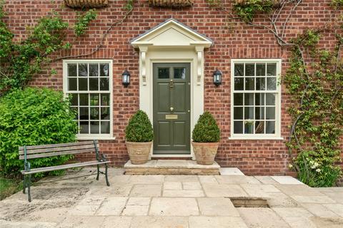16 Crown Hill, Ropsley, Grantham, NG33 4BH
