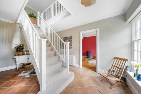 16 Crown Hill, Ropsley, Grantham, NG33 4BH