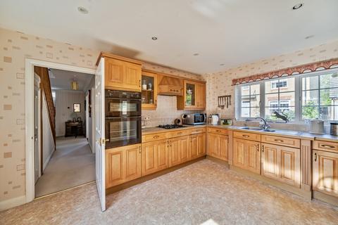 34 Fairfield, Ilminster, TA19 9PE