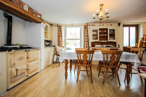 2 bedroom property for sale, St Andrew's Road, Guernsey, GY6