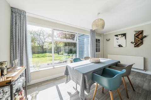 25 Reading Road, Blackwater, Camberley, GU17 0DS