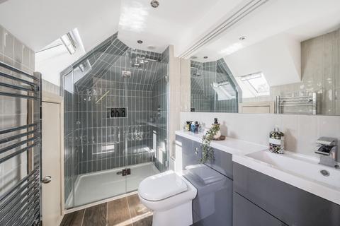 25 Reading Road, Blackwater, Camberley, GU17 0DS