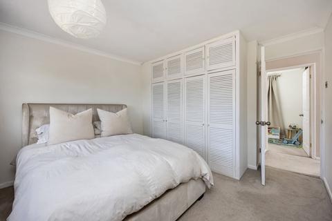 226 Ashdown Drive, Crawley, RH10 5DU