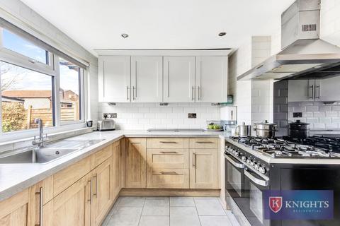 3 bedroom house for sale, St. Edmunds Road, London, N9