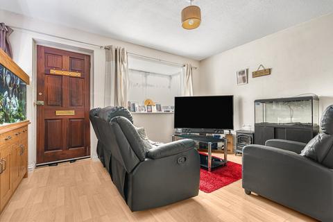 3 Bramley Close, Staines-upon-thames, TW18 1PY