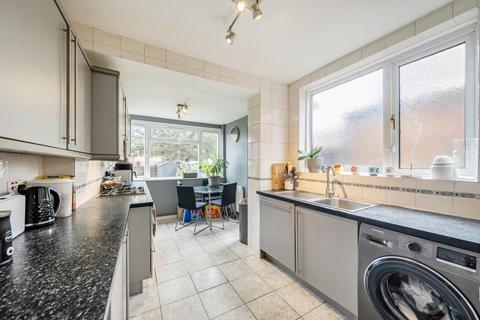 undefined, Weston Drive, Stanmore HA7